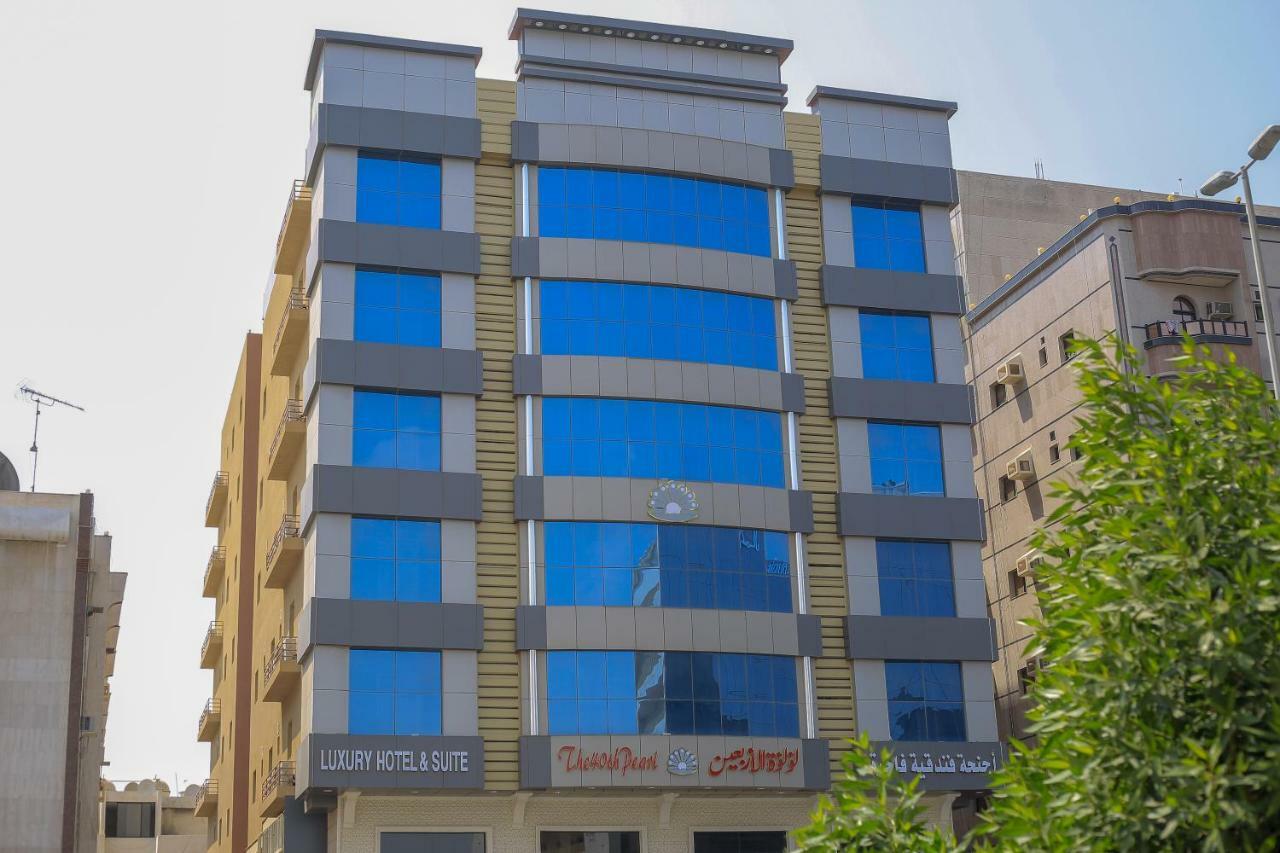 The 40Th Pearl Hotel Suites Jeddah Bagian luar foto