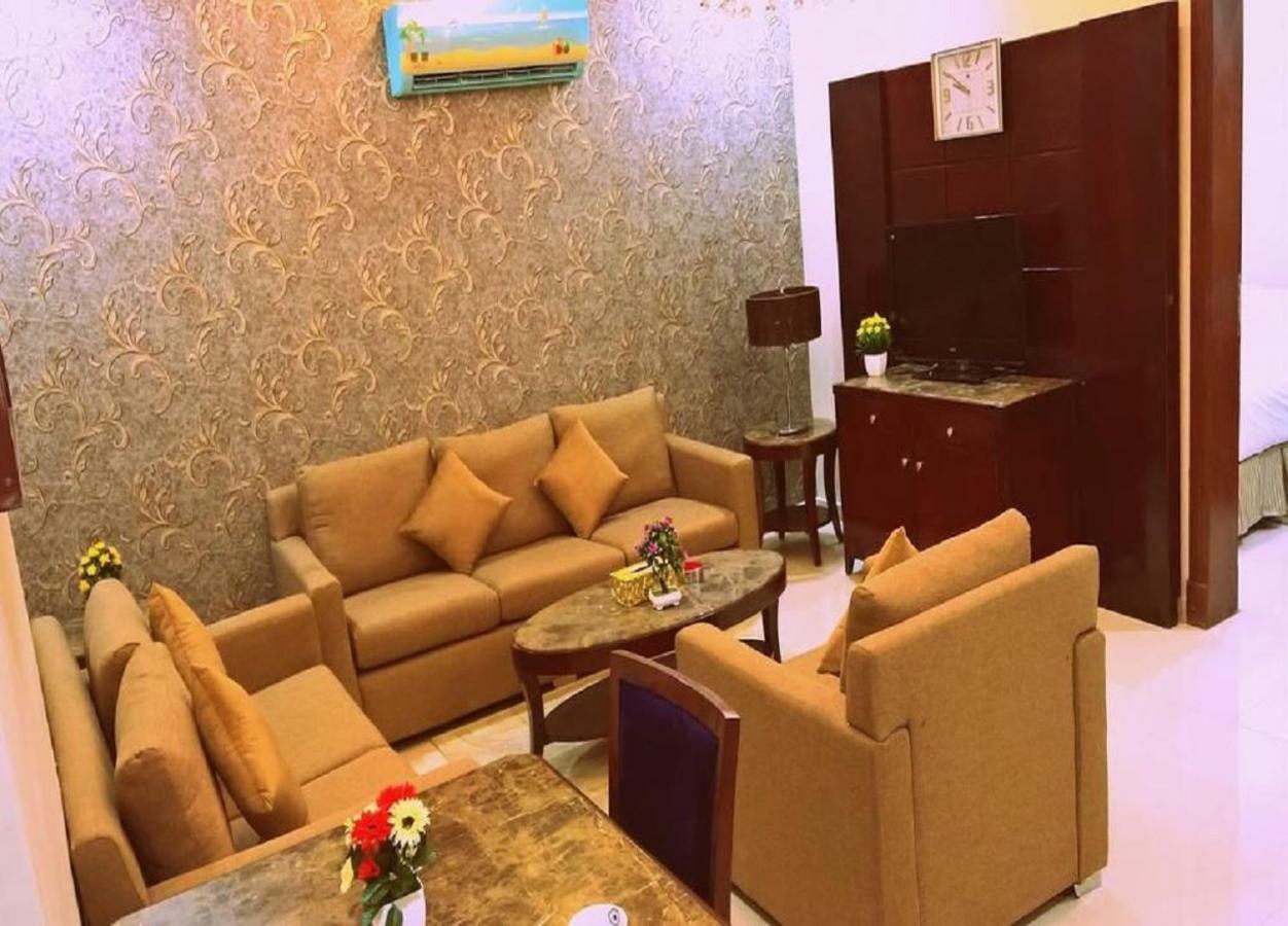 The 40Th Pearl Hotel Suites Jeddah Bagian luar foto