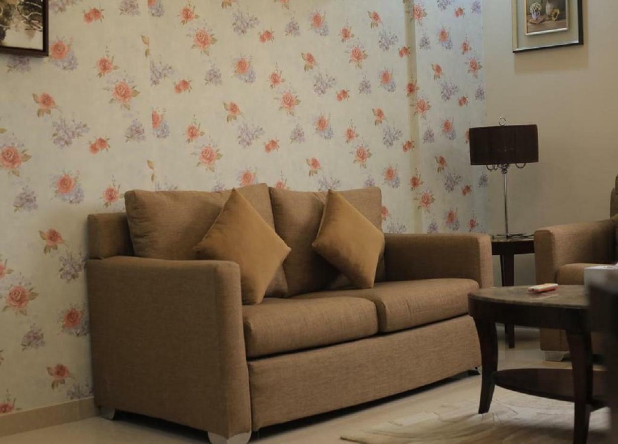 The 40Th Pearl Hotel Suites Jeddah Bagian luar foto