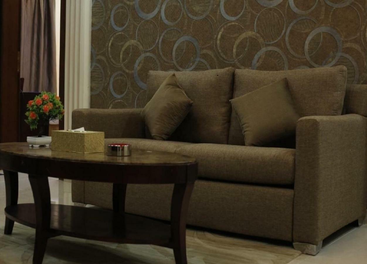 The 40Th Pearl Hotel Suites Jeddah Bagian luar foto